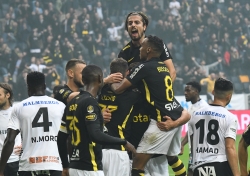 AIK - Örebro.  2-0