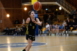 AIK - Tureberg.  44-52  (Basket Flickor U-15)