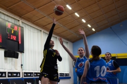 AIK - Tureberg.  44-52  (Basket Flickor U-15)