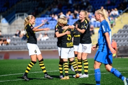 Eskilstuna - AIK.  0-3  (Dam)