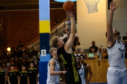 AIK - Fryshuset.  87-82