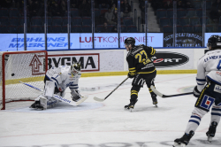 AIK - Karlskoga.  3-0