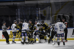 AIK - Karlskoga.  3-0