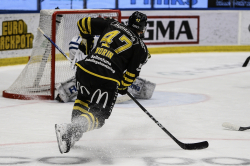 AIK - Karlskoga.  3-0