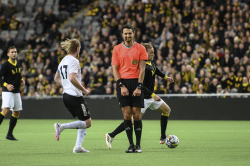 AIK - Örebro.  3-1