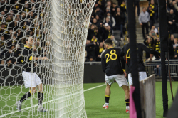 AIK - Örebro.  3-1