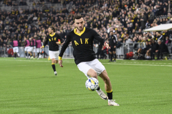 AIK - Örebro.  3-1