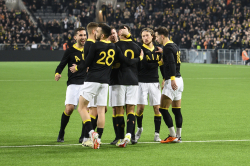 AIK - Örebro.  3-1