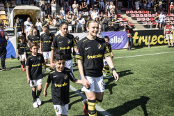 AIK - Häcken.  1-2   (Dam)