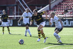 AIK - Häcken.  1-2   (Dam)