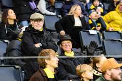 Publikbilder. AIK-Halmstad