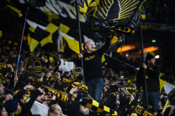 Publikbilder. AIK-Halmstad