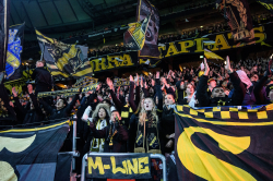 Publikbilder. AIK-Halmstad