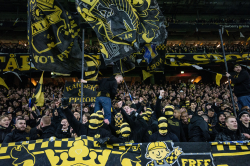 Publikbilder. AIK-Halmstad