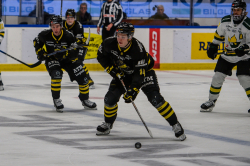 AIK - Östersund.  2-3