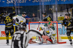 AIK - Östersund.  2-3