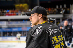 AIK - Östersund.  2-3