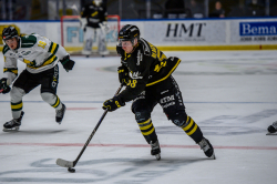 AIK - Östersund.  2-3