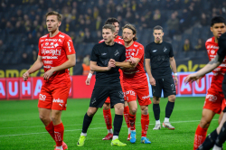 AIK - Värnamo.  2-0