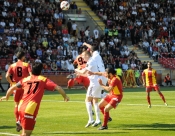 Syrianska - AIK.  Avbruten vid 1-0