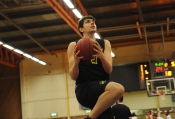 AIK - Central.  79-59