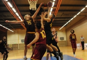 AIK - Central.  79-59